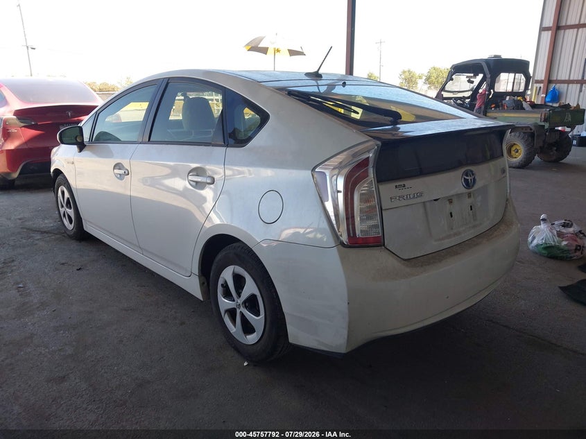 Vin: jtdkn3duxf1933089, lot: 46256514, toyota prius three 20153