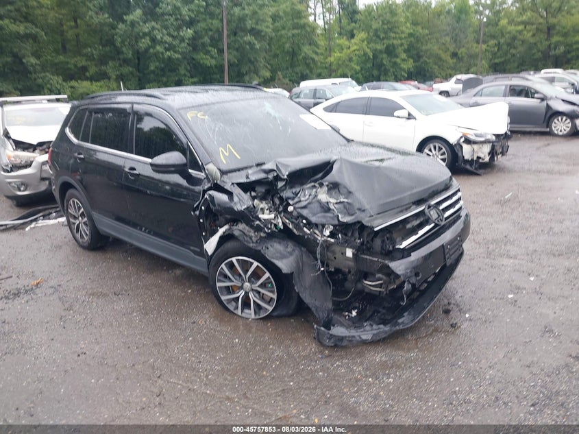 2019 VOLKSWAGEN TIGUAN auction photo 1