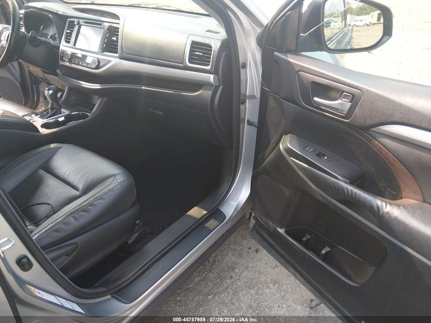 TOYOTA HIGHLANDER 2015 VIN 5TDJKRFH2FS093917