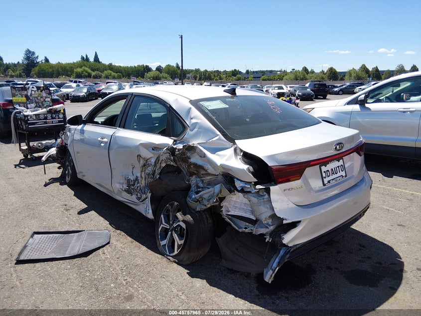 Vin: 3kpf24ad5me396999, lot: 46256687, kia forte lxs 20213