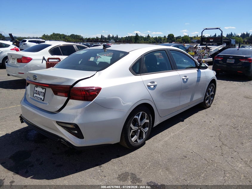Vin: 3kpf24ad5me396999, lot: 46256687, kia forte lxs 20214