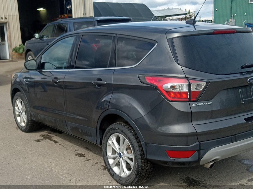 Vin: 1fmcu9gd3hua41348, lot: 46256692, ford escape se 20173