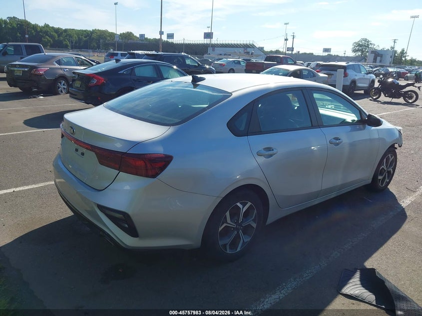 Vin: 3kpf24ad6me326556, lot: 46256705, kia forte lxs 20214