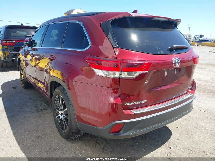 Vin: 5tdjzrfh4hs483044, lot: 46256709, toyota highlander se 20173
