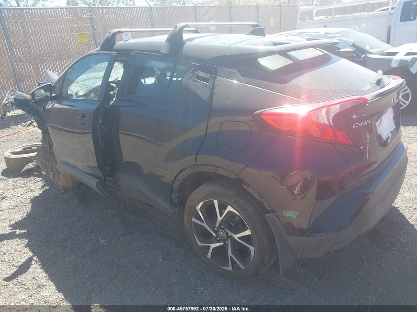 Vin: nmtkhmbx7jr039748, lot: 46256714, toyota c-hr xle 20183