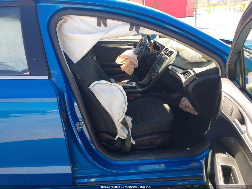 2020 FORD FUSION auction photo 5