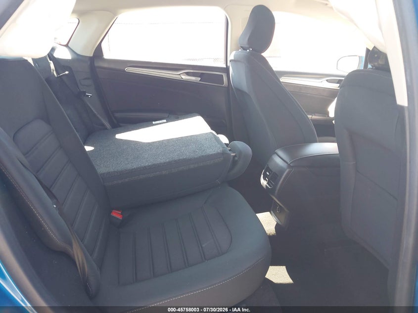 2020 FORD FUSION auction photo 8