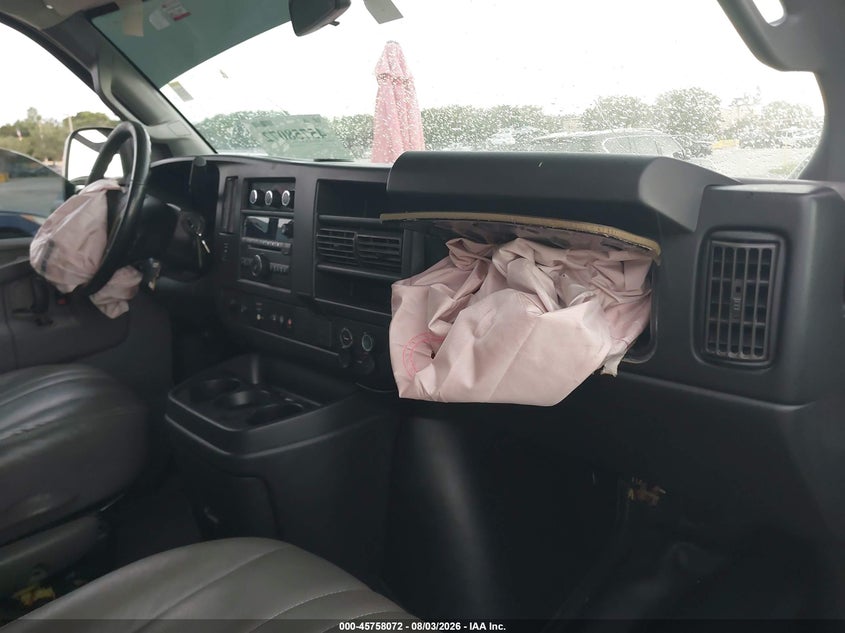 Vin: 1gcwgafg0j1333553, lot: 46256795, chevrolet express 2500 work van 2018 img_1