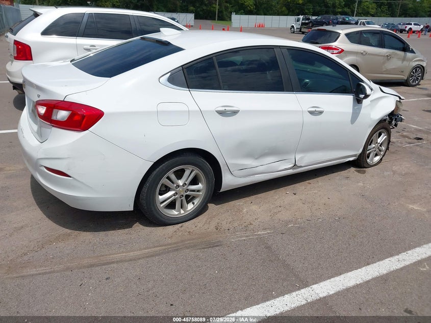 Vin: 1g1be5sm3h7180383, lot: 46256811, chevrolet cruze lt auto 20174