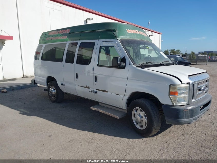 2013 FORD E-350 SUPER DUTY — zdjęcie z aukcji
