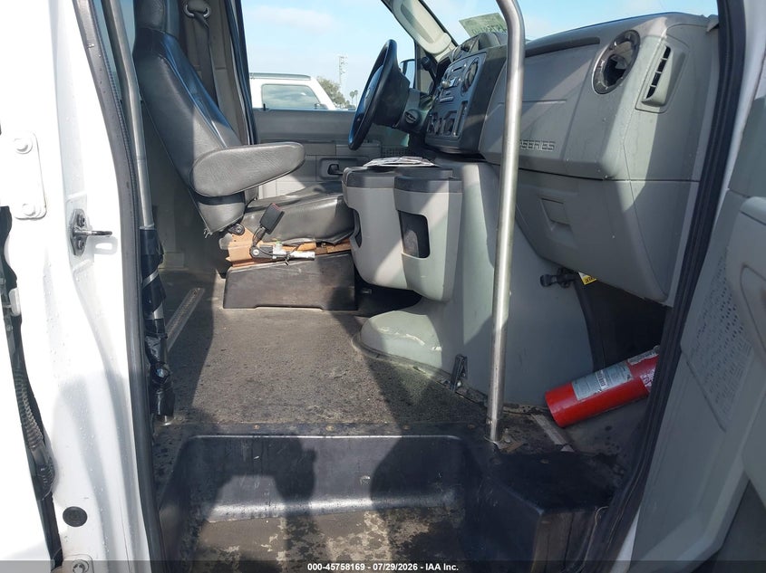 2013 FORD E-350 SUPER DUTY — zdjęcie 5