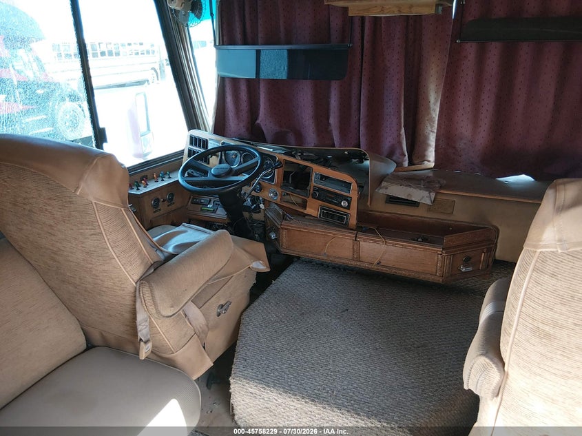 1989 CHEVROLET P30 auction photo 5