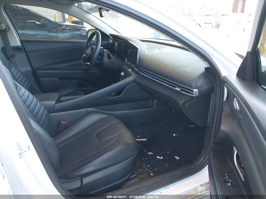 2023 HYUNDAI ELANTRA HYBRID auction photo 5