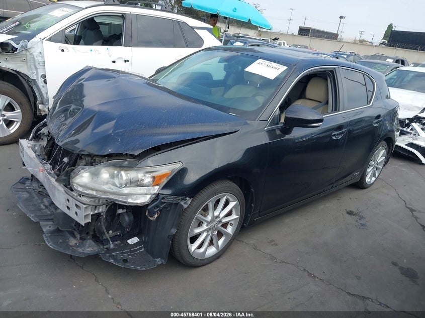Vin: jthkd5bh1d2162547, lot: 46257123, lexus ct 200h 20132