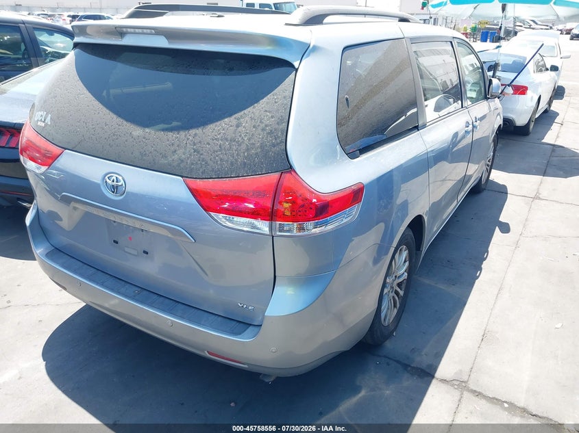 2014 TOYOTA SIENNA VAN 3.5L V-6 DOHC, VVT, 266HP