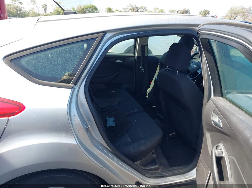 2015 FORD FOCUS auction photo 8