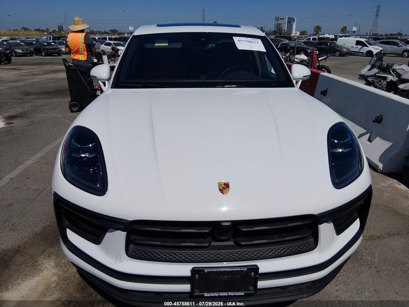 PORSCHE MACAN - zdjęcie 12