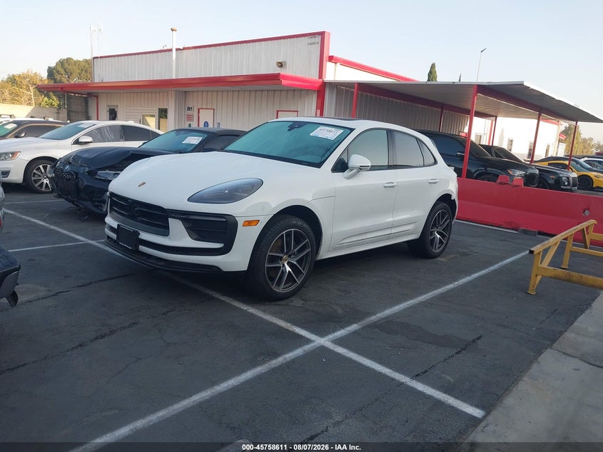 PORSCHE MACAN - zdjęcie 2