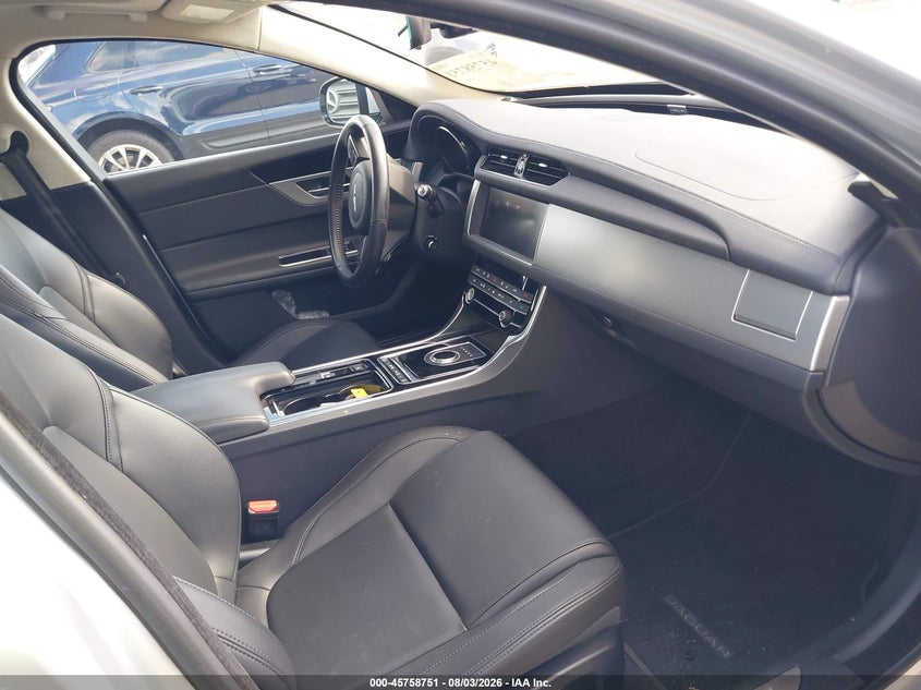 2020 JAGUAR XF auction photo 5