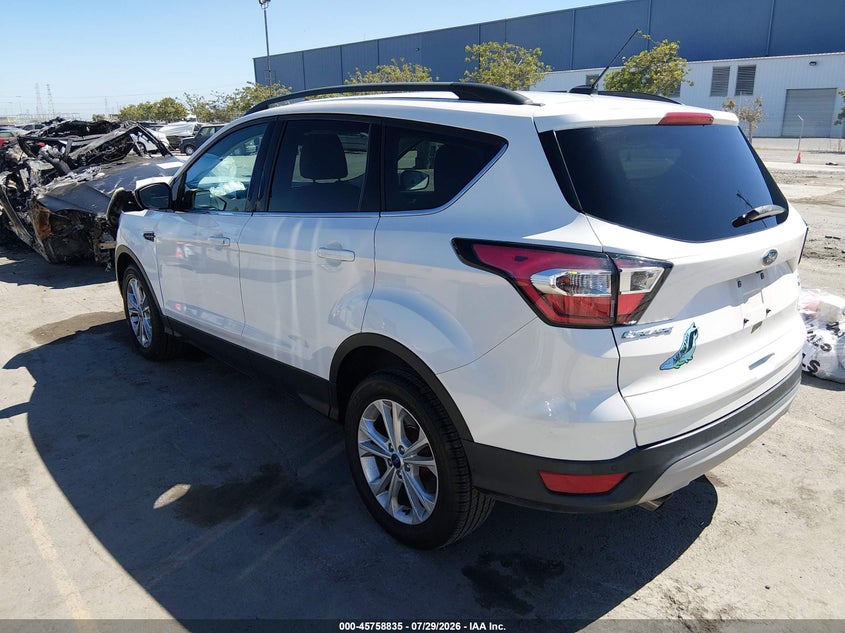 Vin: 1fmcu0gdxhue74712, lot: 46257557, ford escape se 20173