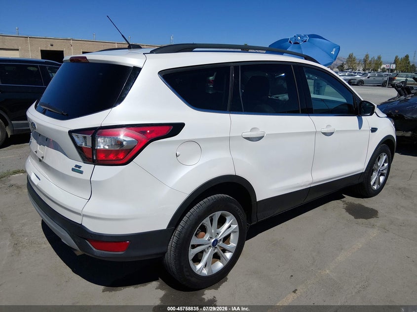 Vin: 1fmcu0gdxhue74712, lot: 46257557, ford escape se 20174