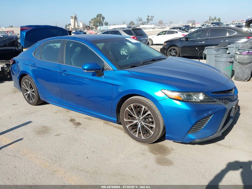2018 TOYOTA CAMRY auction photo 1