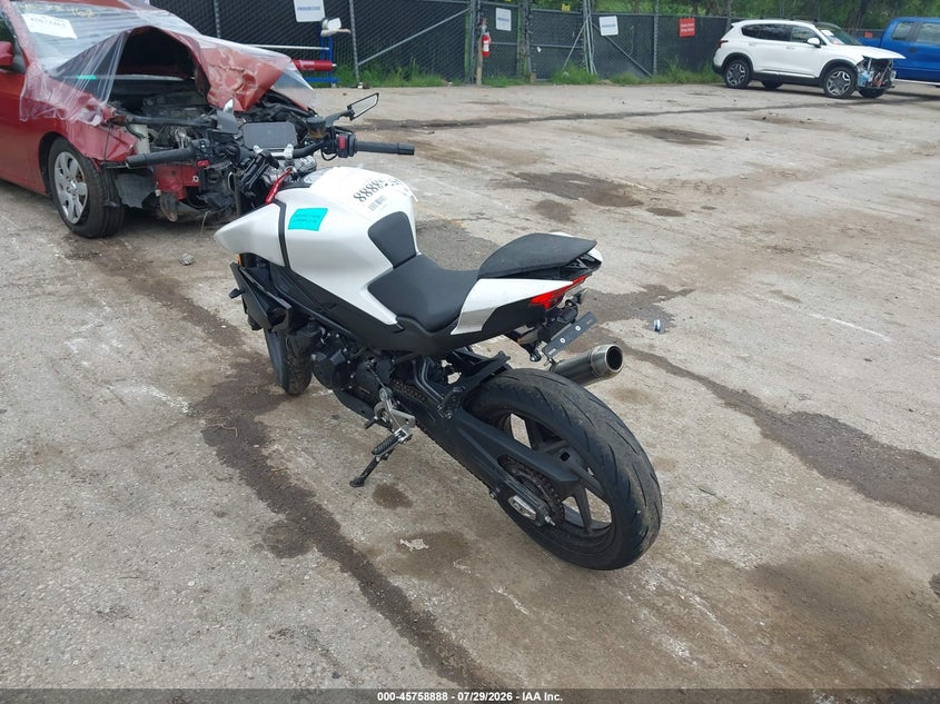 2024 CF MOTO 450NK auction photo 3