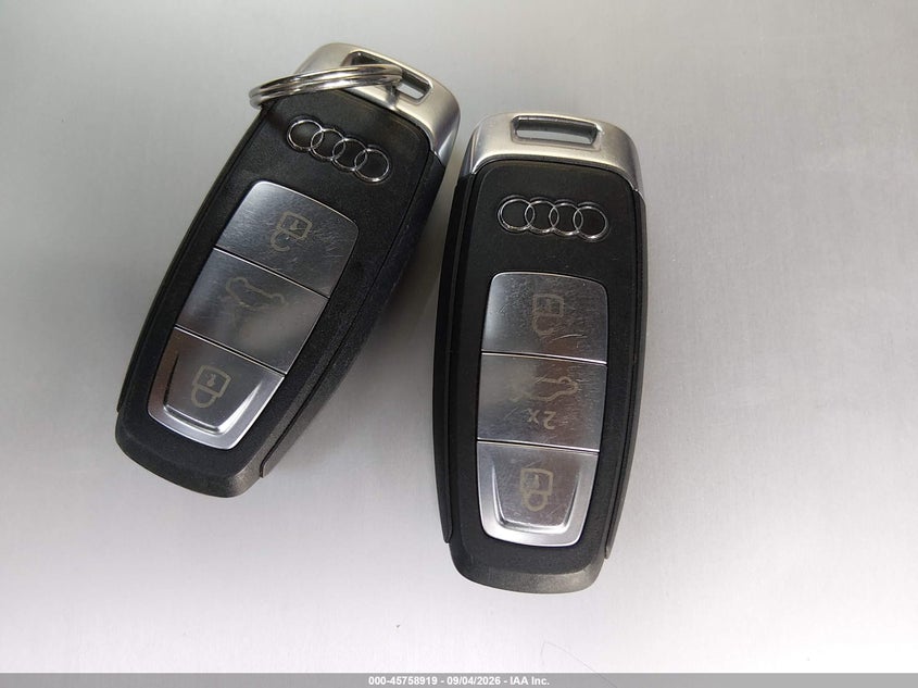 AUDI Q4 E-TRON 2024 VIN WA1LUBFZ0RP034876