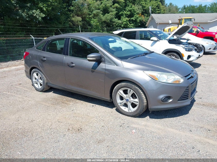 Vin: 1fadp3f2xel450483, lot: 46257706, ford focus se 2014 img_1