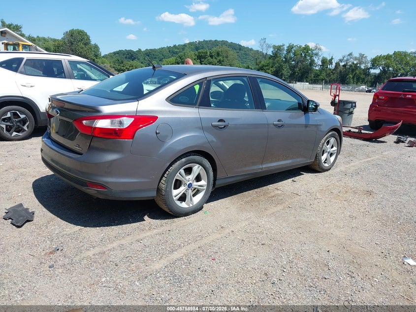 Vin: 1fadp3f2xel450483, lot: 46257706, ford focus se 20144