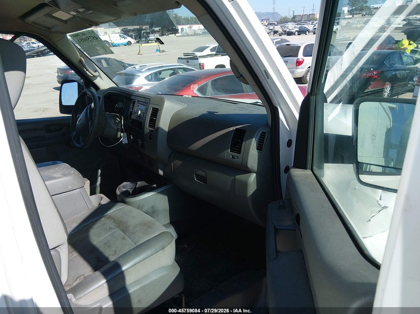 2016 NISSAN NV CARGO NV2500 HD auction photo 5