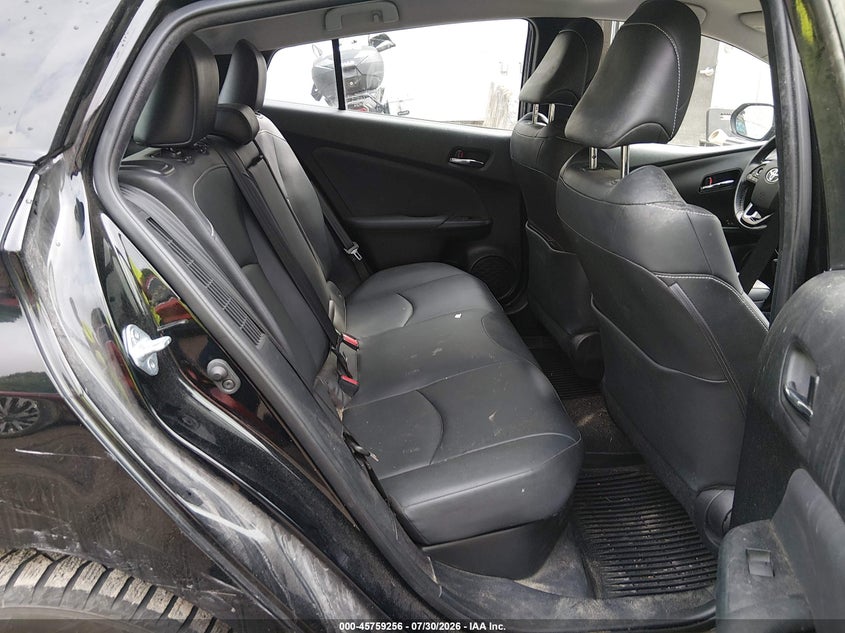 TOYOTA PRIUS PRIME - zdjęcie 8