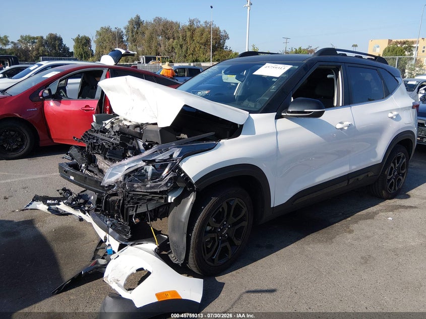 2024 KIA SELTOS auction photo 2