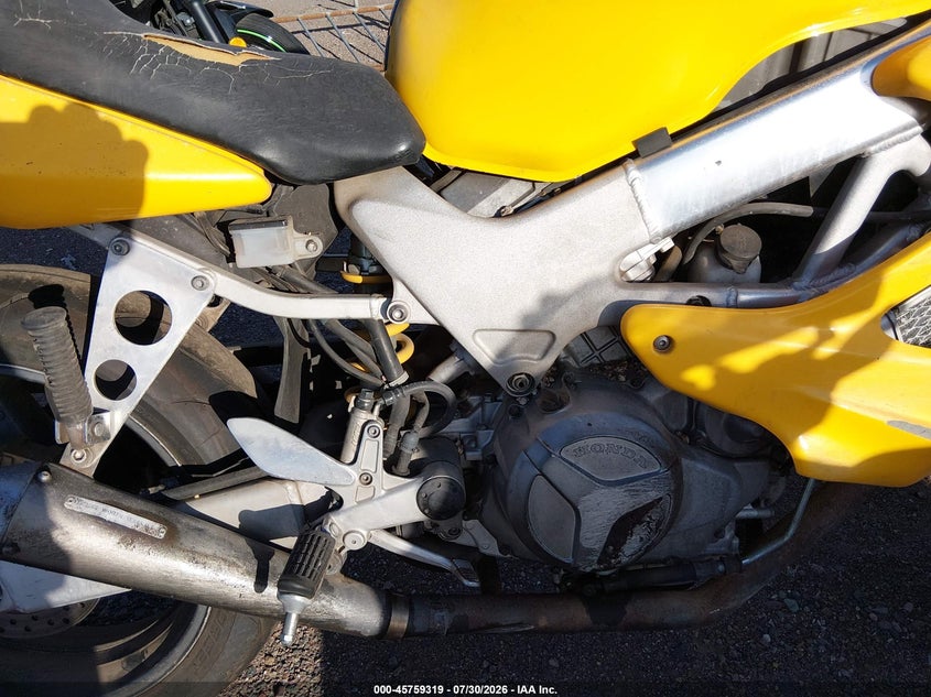 1999 HONDA VTR1000 auction photo 8