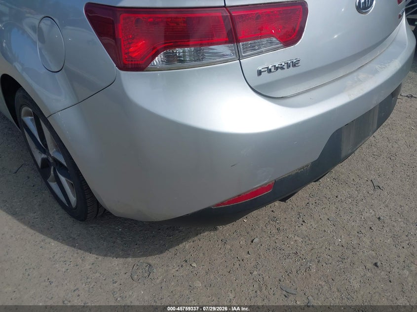2010 KIA FORTE KOUP auction photo 6