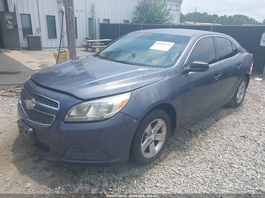 2013 CHEVROLET MALIBU auction photo 2