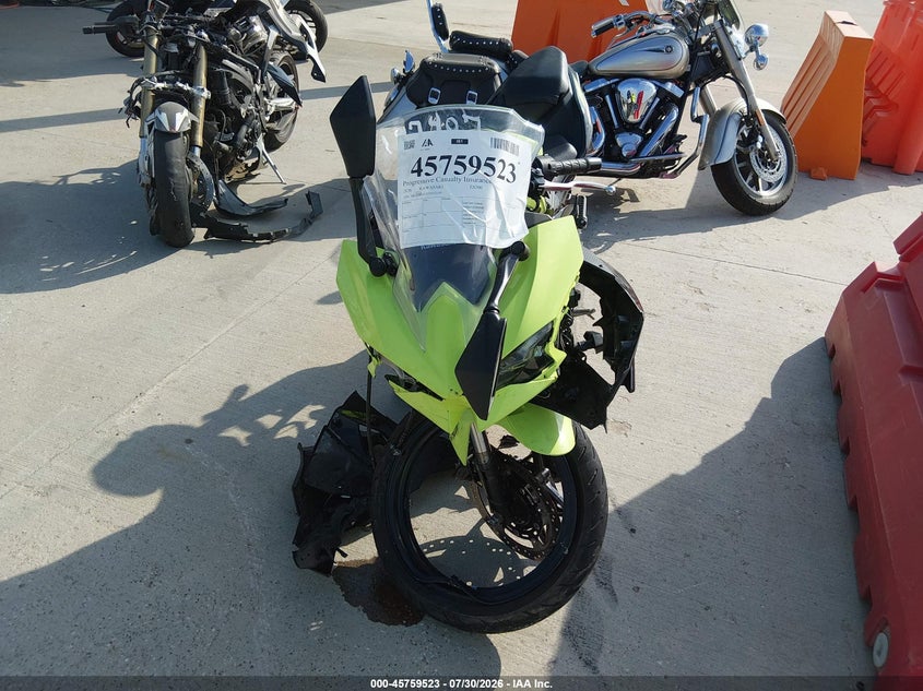 KAWASAKI EX500 2026