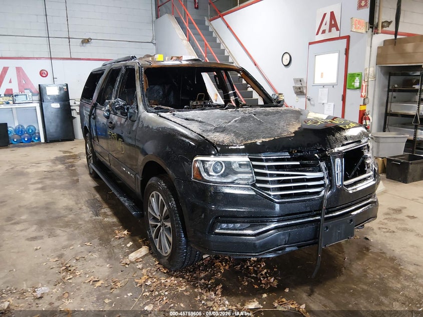 2017 LINCOLN NAVIGATOR L auction photo 1