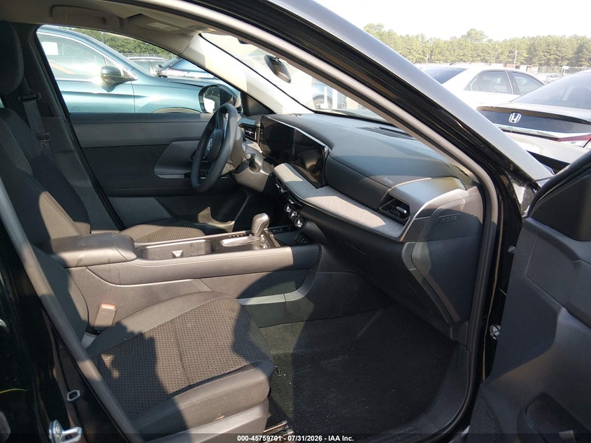 2026 NISSAN KICKS auction photo 5