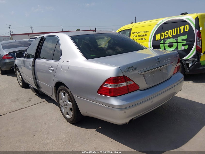 2004 LEXUS LS 430 auction photo 3
