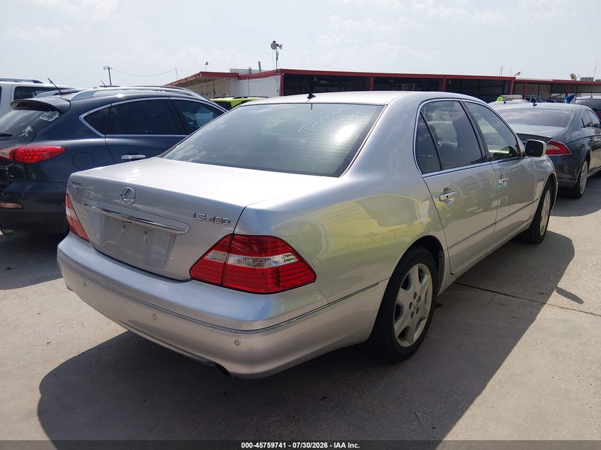 2004 LEXUS LS 430 auction photo 4