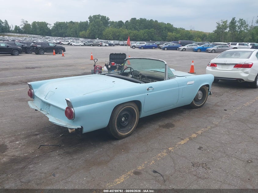 1956 FORD THUNDERBIRD auction photo 4