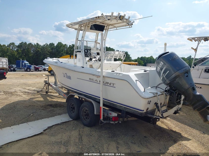 2008 SEA HUNT BOAT & 2010 ROADKING TRAILER auction photo 3