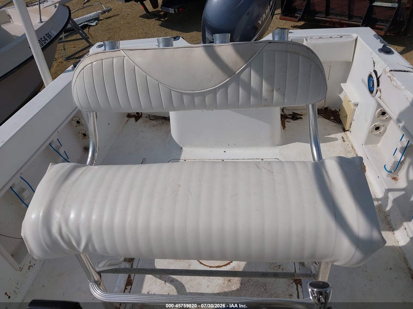 2008 SEA HUNT BOAT & 2010 ROADKING TRAILER auction photo 8
