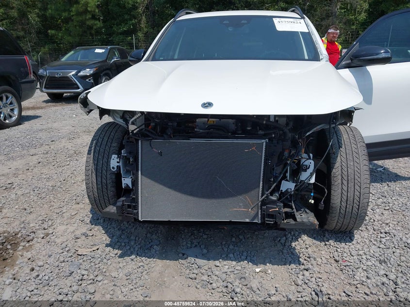 2023 MERCEDES-BENZ EQB 300 SUV auction photo 6