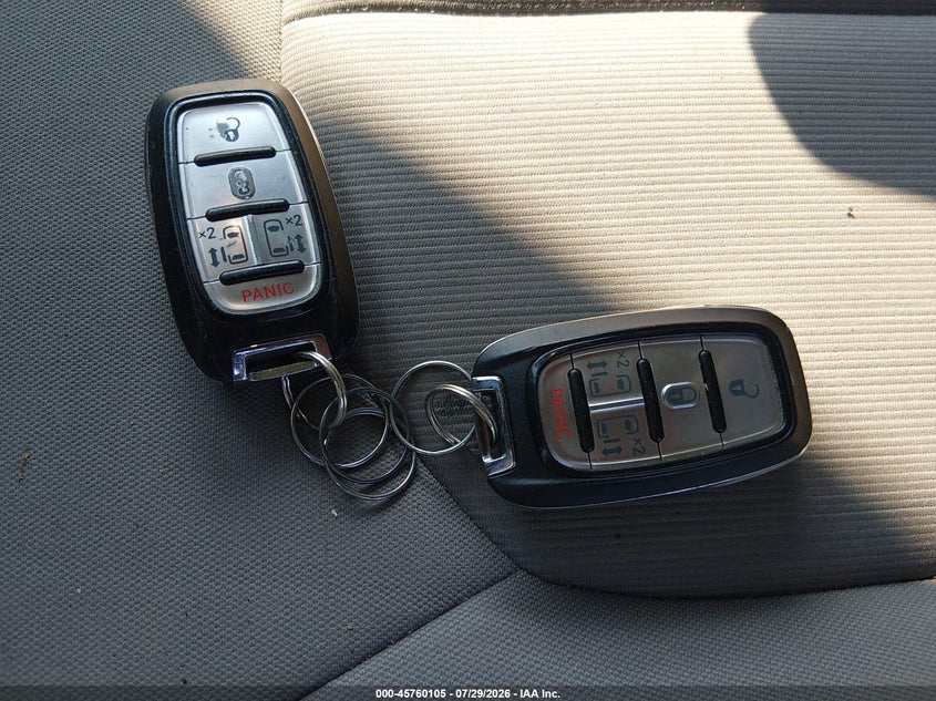 CHRYSLER PACIFICA - zdjęcie 11