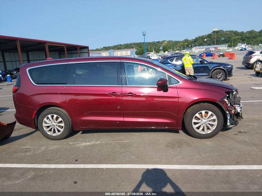 CHRYSLER PACIFICA - zdjęcie 14