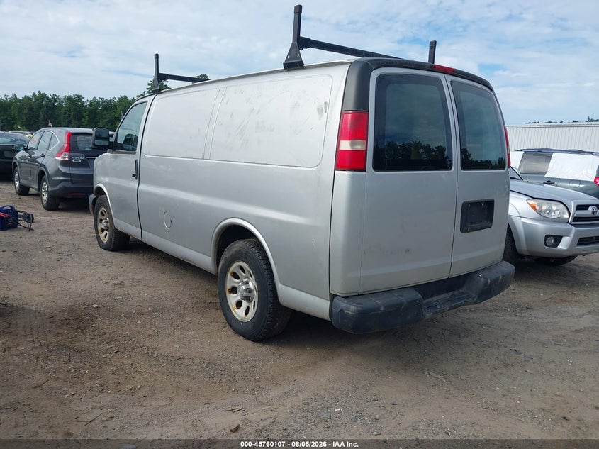 2010 CHEVROLET EXPRESS 1500 auction photo 3
