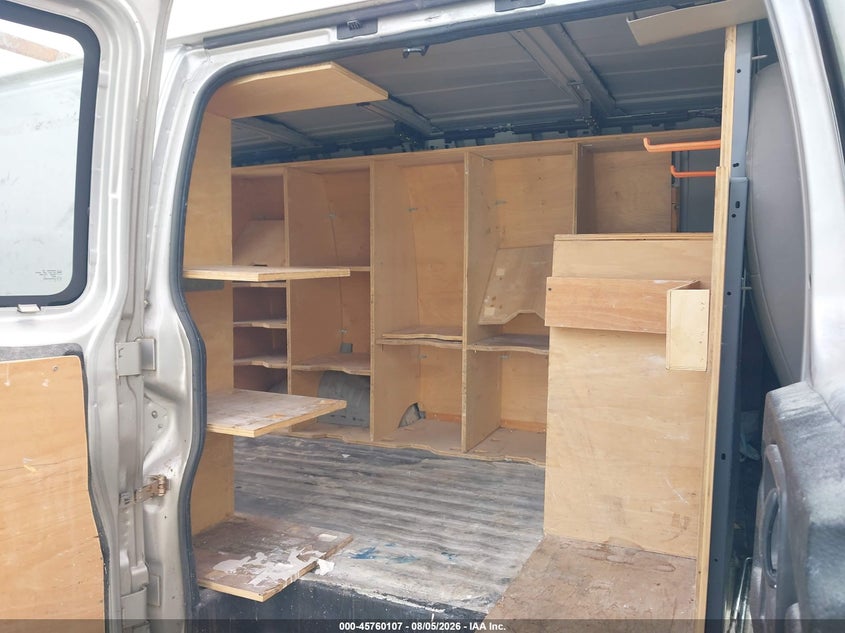 2010 CHEVROLET EXPRESS 1500 auction photo 8