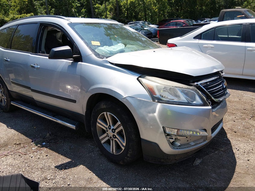 2017 CHEVROLET TRAVERSE auction photo 1